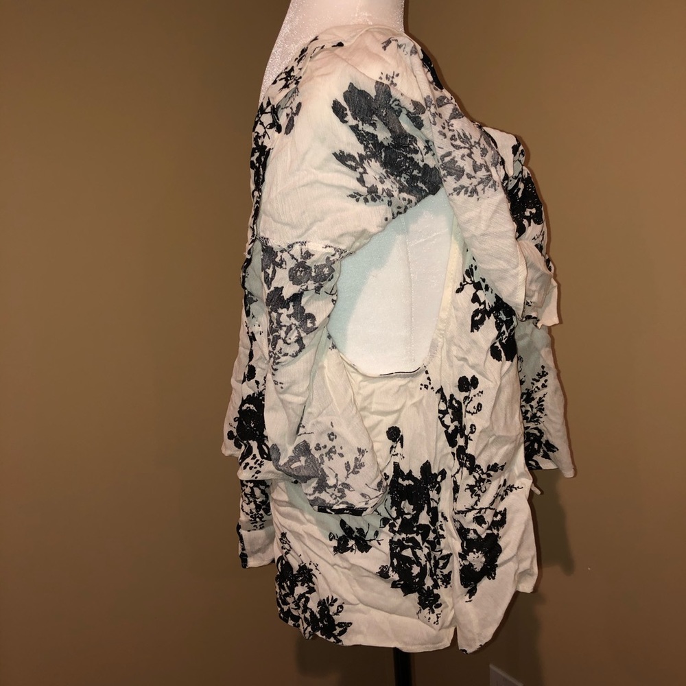 Lulus Top - Picture 3 of 5